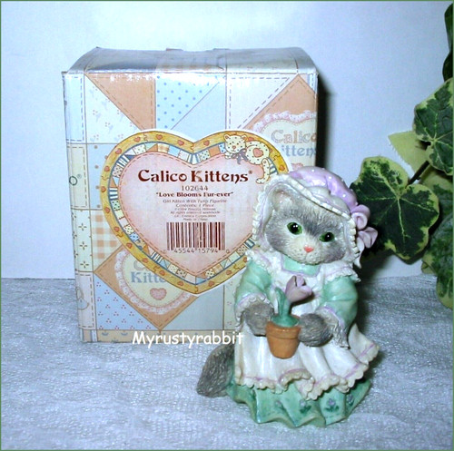 Calico kittens figurine - calico,